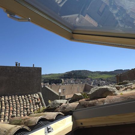 San Nicolo Holiday Home Montalbano Elicona Pokoj fotografie