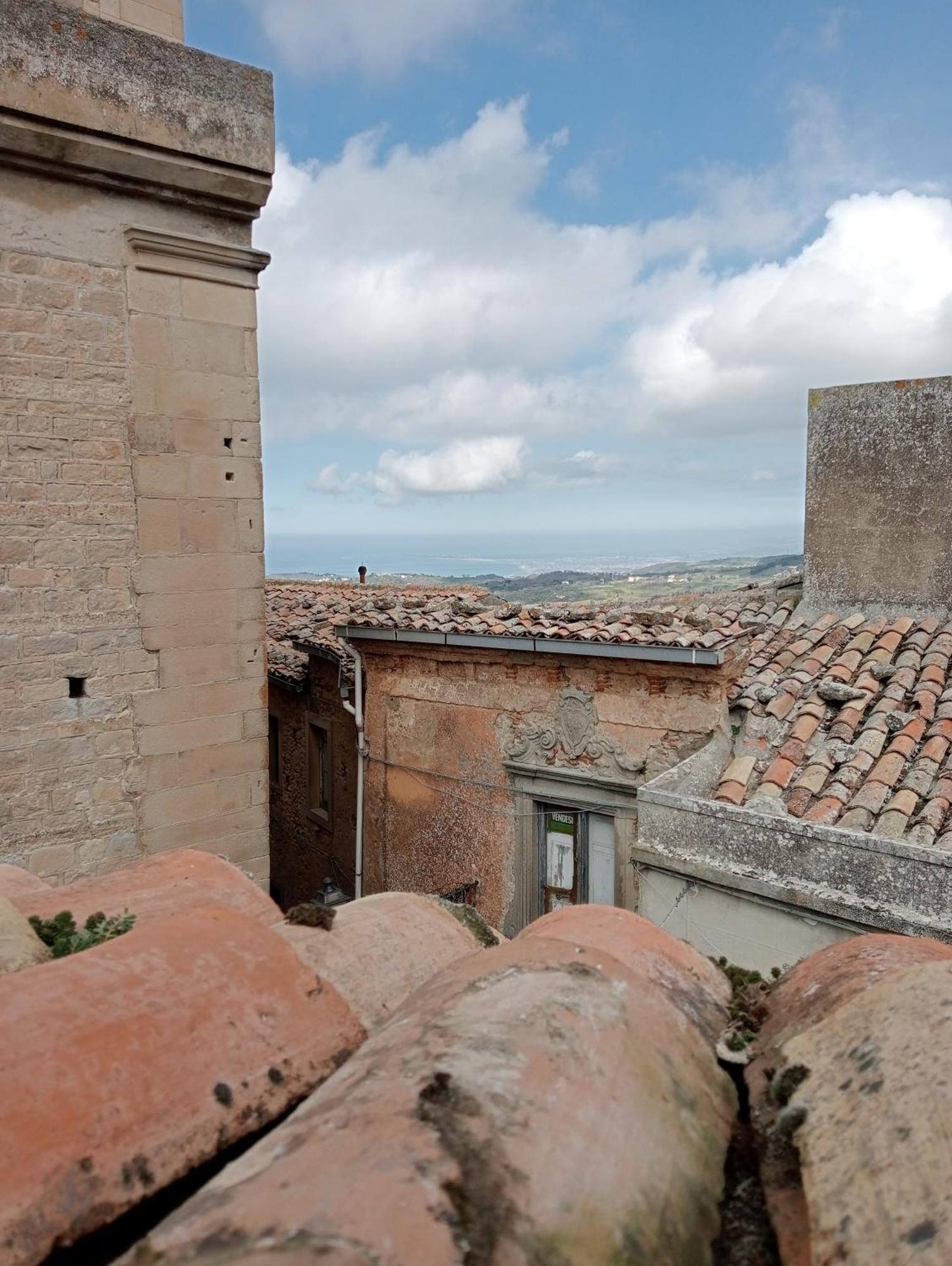 San Nicolo Holiday Home Montalbano Elicona Pokoj fotografie